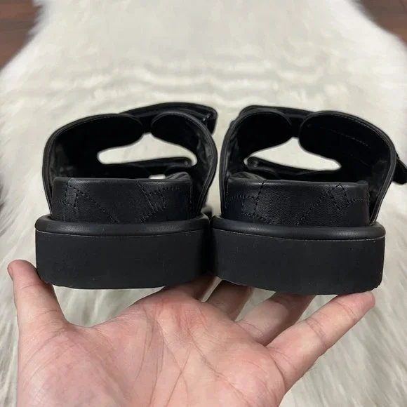 Kurt Geiger Men's Size 43.5 / US 10.5 Black Leather Quilted Orson Slide Sandals - Picture 7 of 13